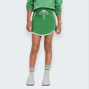 NO BOUNDARIES Green Retro Terry Coth Curved Tennis Skirt